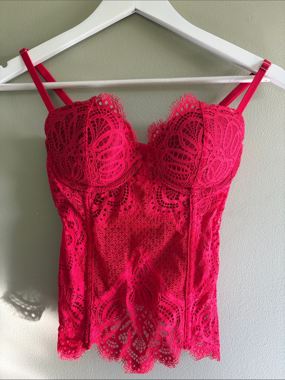 victories secret lace buster zip back 34c